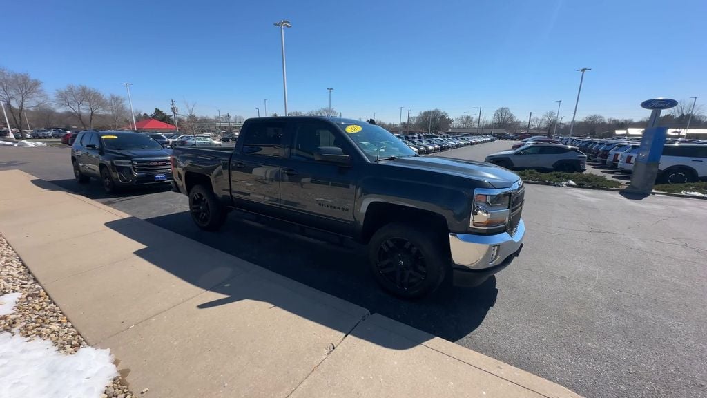 Used 2017 Chevrolet Silverado 1500 LT Truck