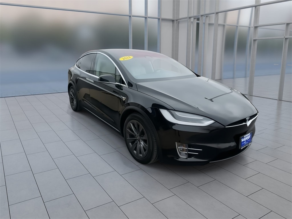 Used 2018 Tesla Model X 100D with VIN 5YJXCBE26JF088468 for sale in Peru, IL