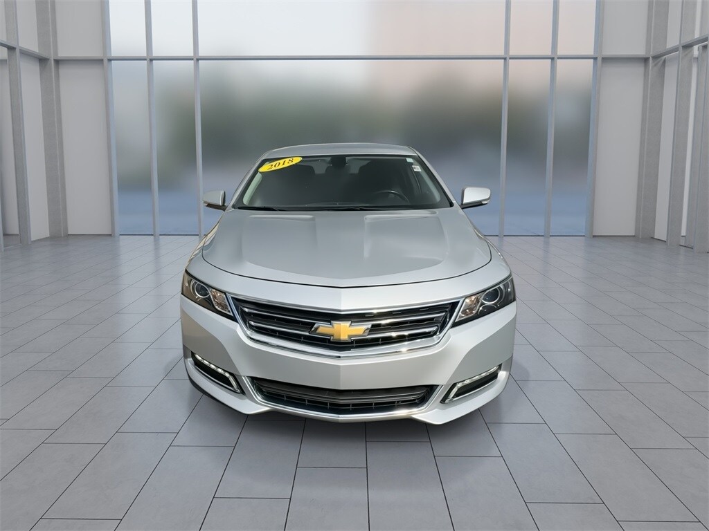 2018 Chevrolet Impala 1LT photo 3