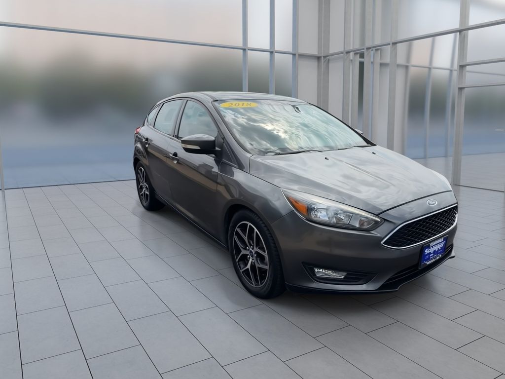 Used 2018 Ford Focus SEL with VIN 1FADP3M29JL291985 for sale in Peru, IL