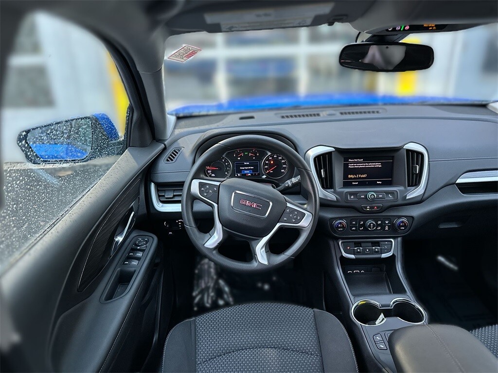 Used 2024 GMC Terrain SLE SUV