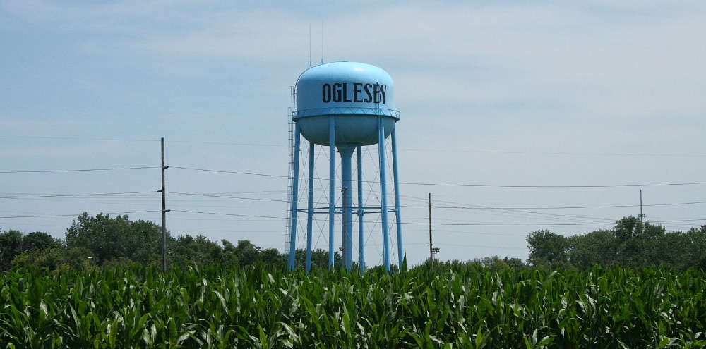 Water tower in Oglesby IL