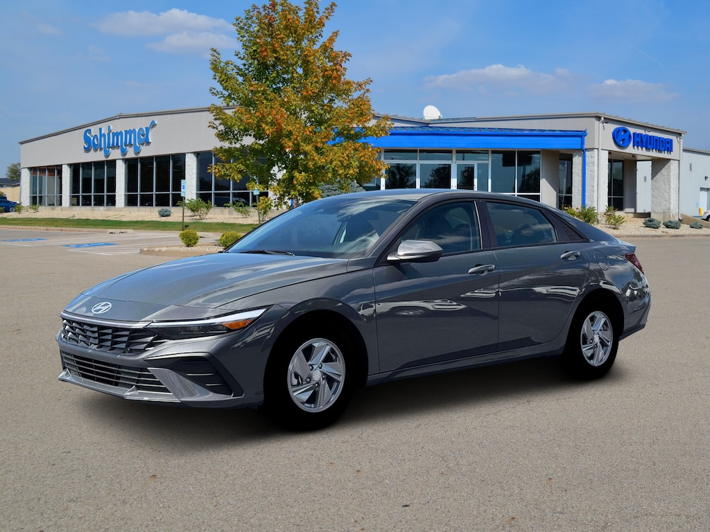 New 2026 Hyundai Elantra SE Sedan