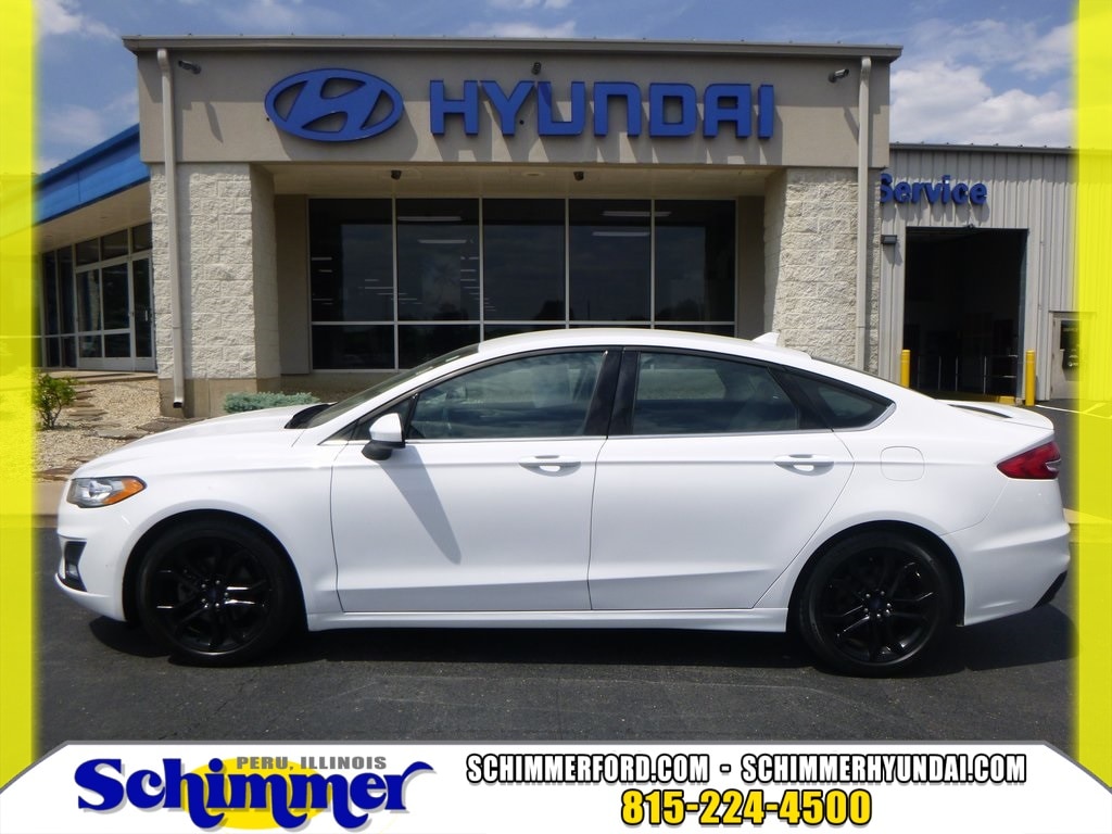 Used 2020 Ford Fusion SE Sedan