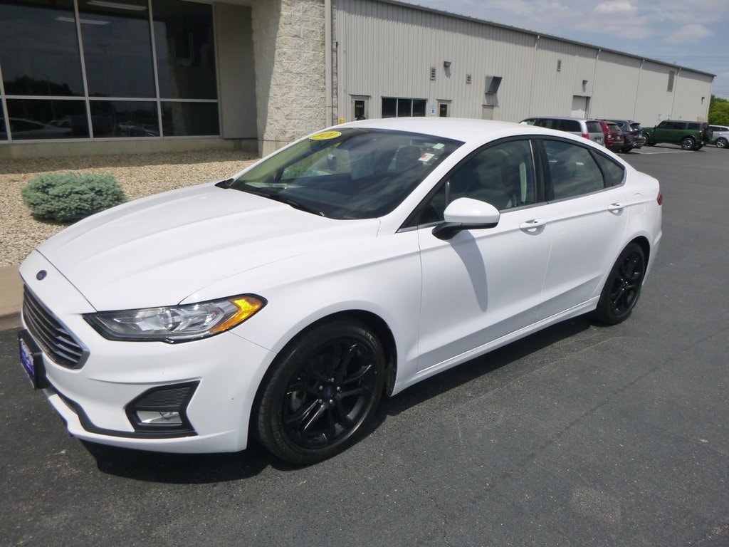 Used 2020 Ford Fusion SE Sedan