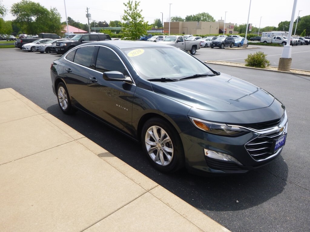 2020 Chevrolet Malibu photo 4