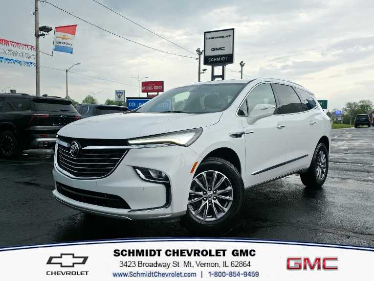 2023 Buick Enclave Essence's photo