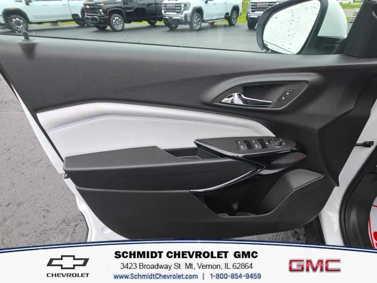 2026 Chevrolet Trax LT - Photo 11
