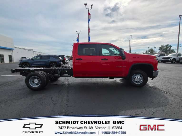 2026 Chevrolet Silverado 3500HD Work Truck photo 4