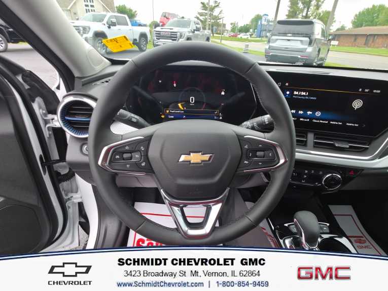 2026 Chevrolet Trax LT - Photo 14