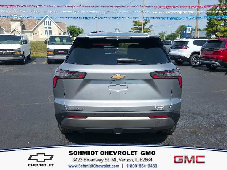 2027 Chevrolet Equinox LT - Photo 6