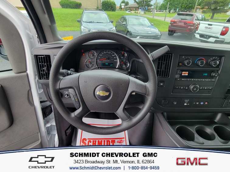 2025 Chevrolet Express Cargo Work Van - Photo 17