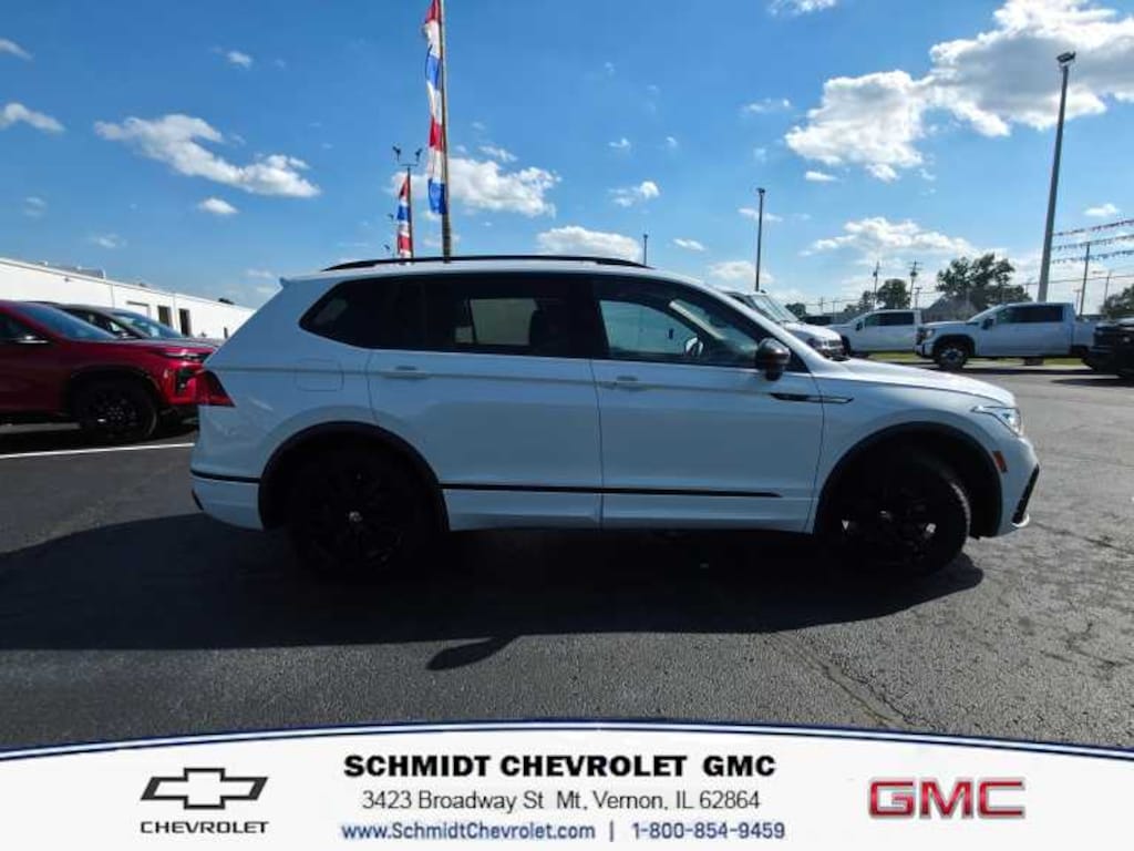 Used 2022 Volkswagen Tiguan 2.0T SE R-Line Black SUV