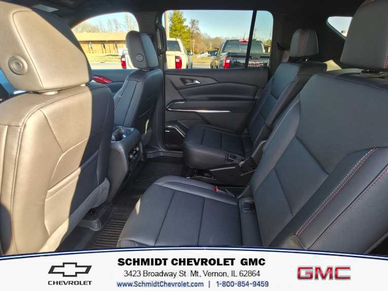2026 Chevrolet Traverse Z71 - Photo 12