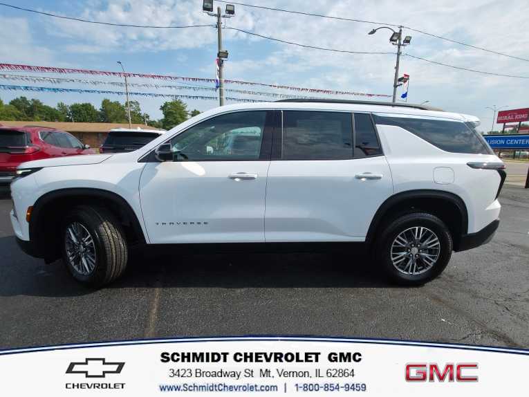 2026 Chevrolet Traverse LT - Photo 8