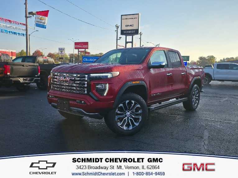 2024 GMC Canyon Denali's photo