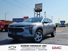 2025 Chevrolet Trax LS SUV