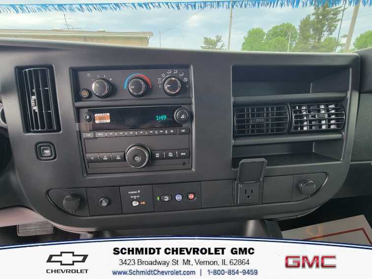 2025 Chevrolet Express Cargo Work Van - Photo 18