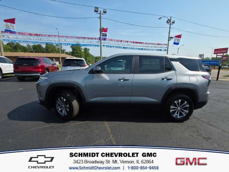 2027 Chevrolet Equinox LT - Photo 8