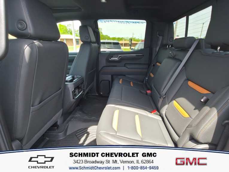 2026 GMC Sierra 1500 AT4 - Photo 10