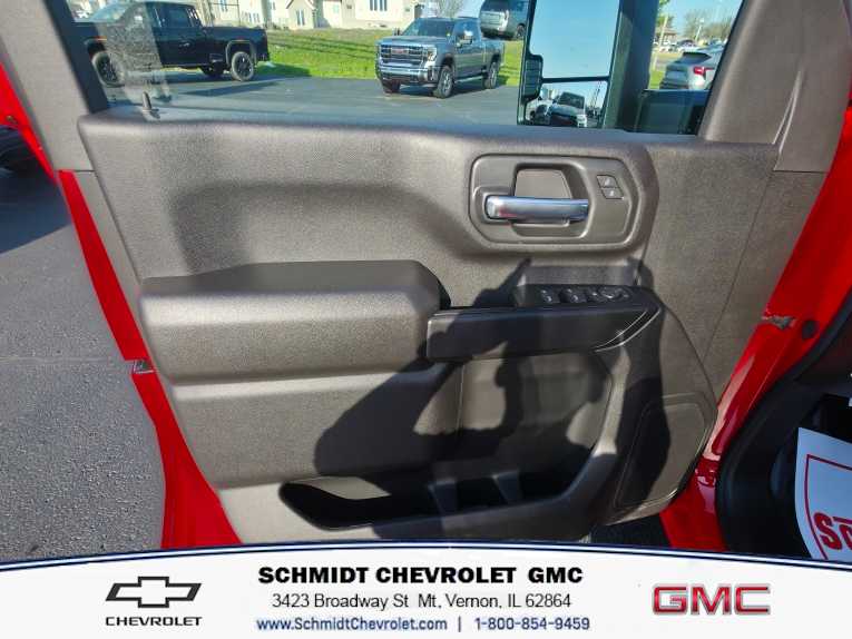 2026 GMC Sierra 3500 Chassis Cab Pro - Photo 10