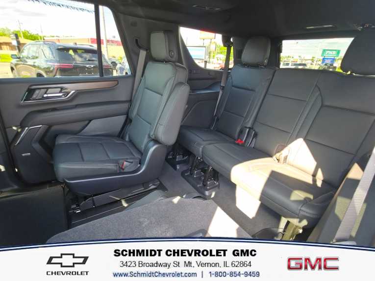 2026 GMC Yukon Denali - Photo 12
