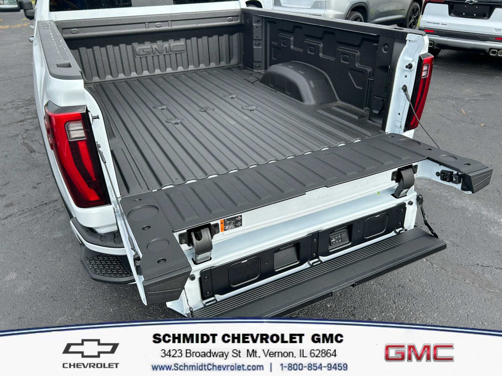2026 GMC Sierra 2500HD Denali Ultimate - Photo 9