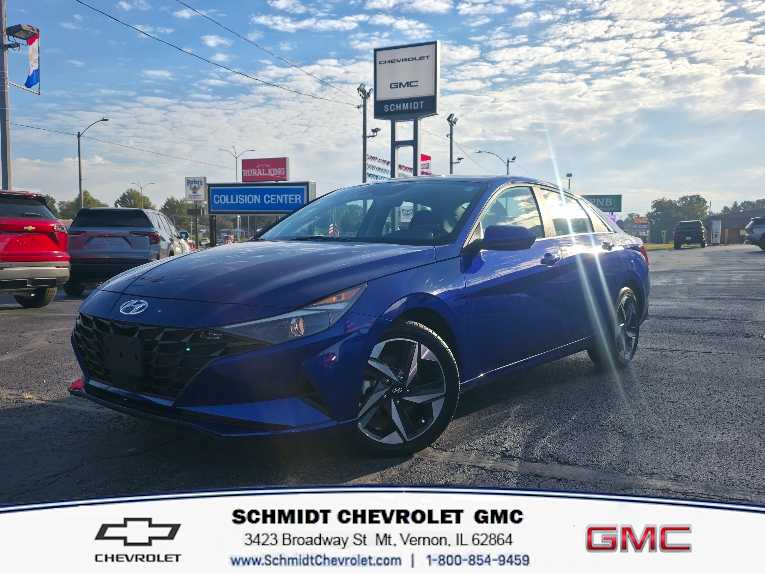 2023 Hyundai Elantra SEL Sedan