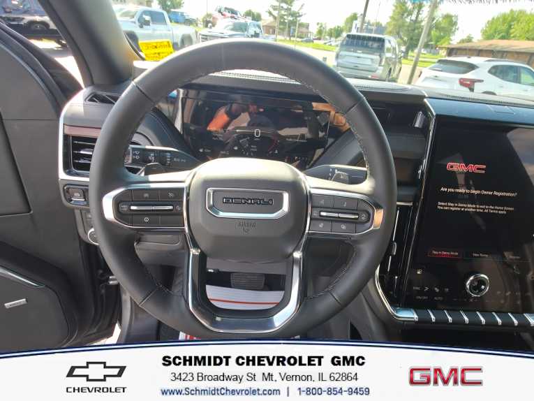 2026 GMC Yukon Denali - Photo 17