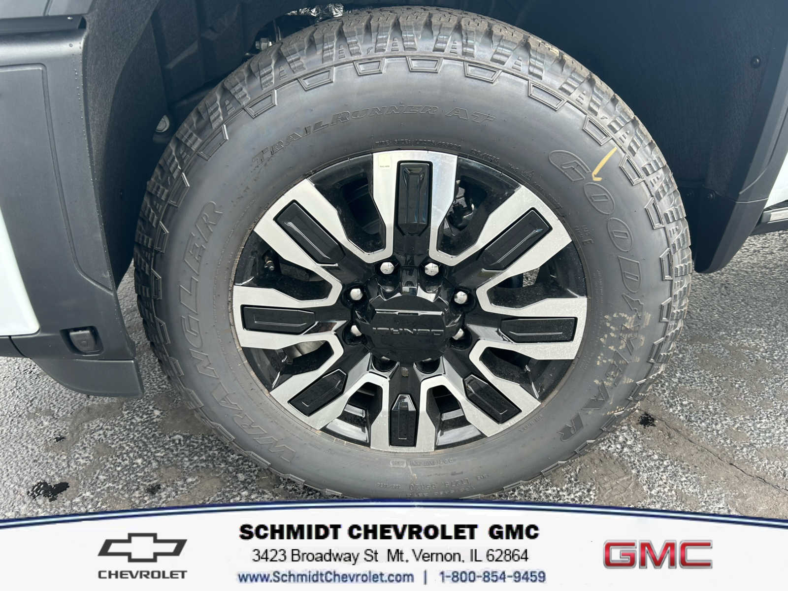 2026 GMC Sierra 2500HD Denali Ultimate - Photo 10