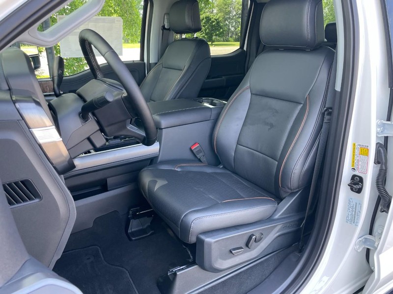 2025 Ford F-350 Super Duty Lariat - Photo 20
