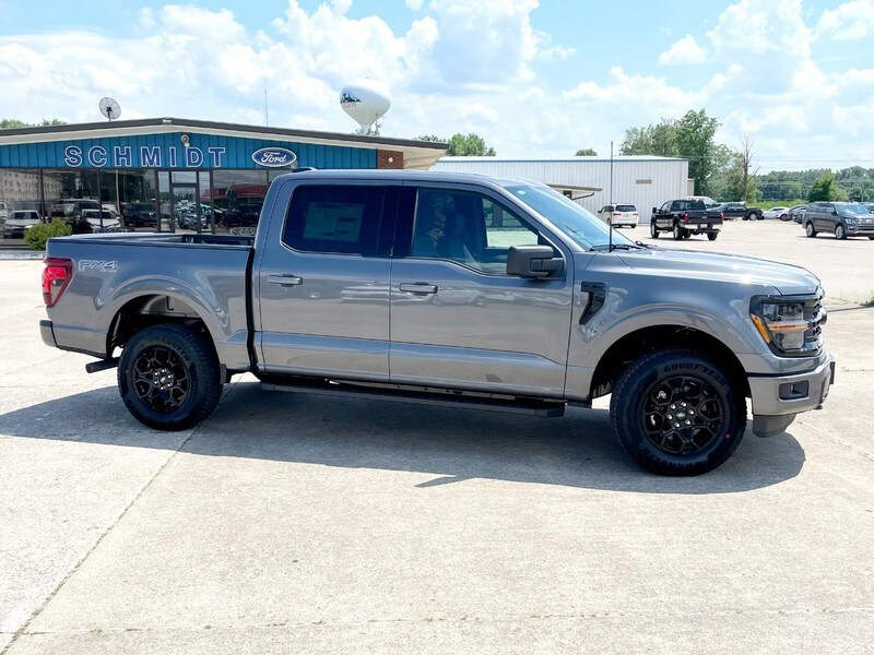 2025 Ford F-150 XLT photo 3