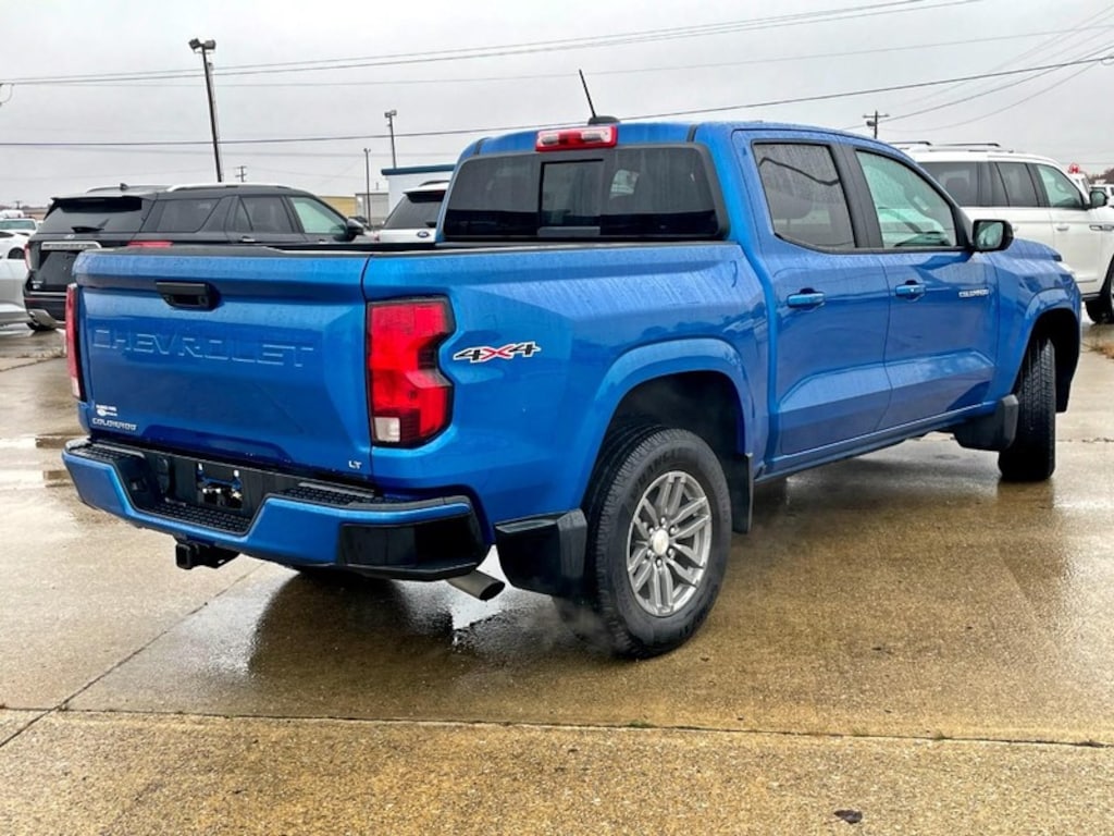 Used 2024 Chevrolet Colorado LT Truck Crew Cab