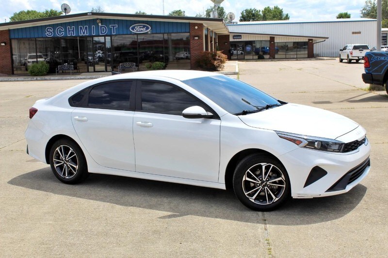 2022 Kia Forte LXS photo 3