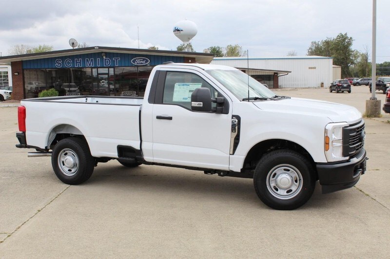 2026 Ford F-250 XL photo 3