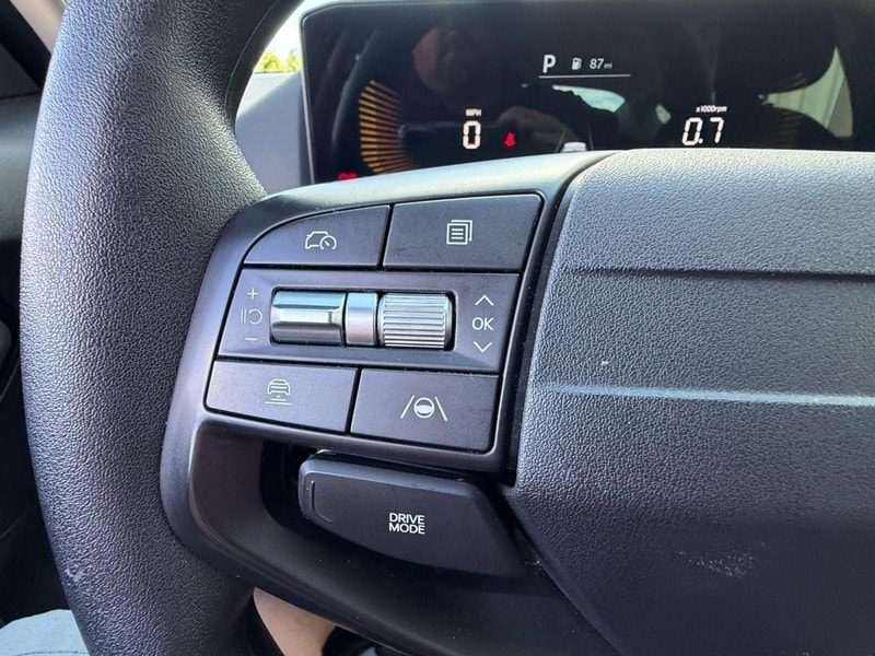 2025 Kia K4 LXS - Photo 24