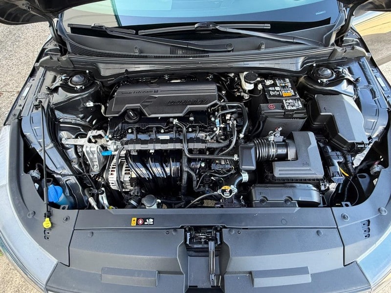 2025 Kia K4 LXS - Photo 11