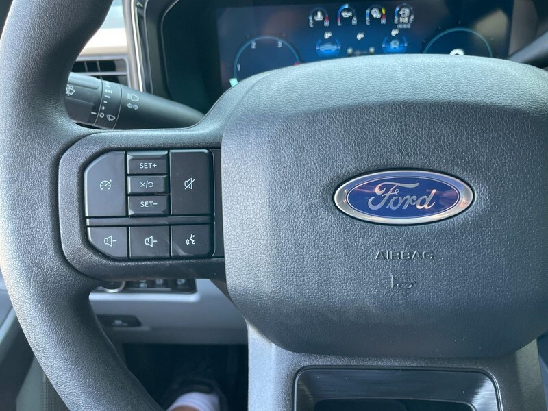 2026 Ford F-350 Super Duty XLT - Photo 28