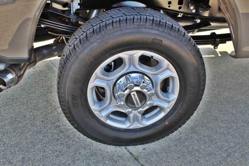 2026 Ford F-350 Super Duty XLT - Photo 9