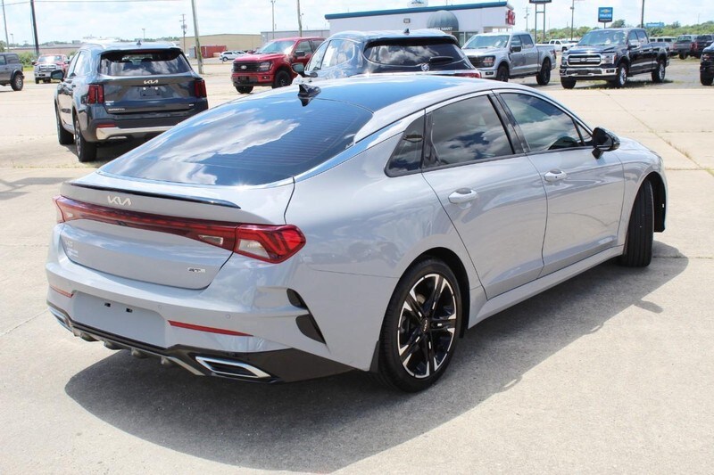 2023 Kia K5 GT-Line photo 4