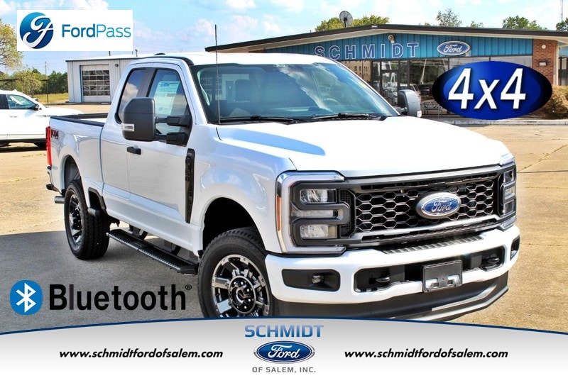 2026 Ford F-350 Super Duty XL's photo
