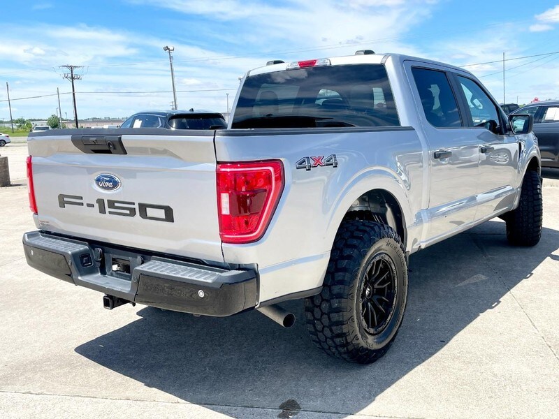 2023 Ford F-150 XLT photo 4