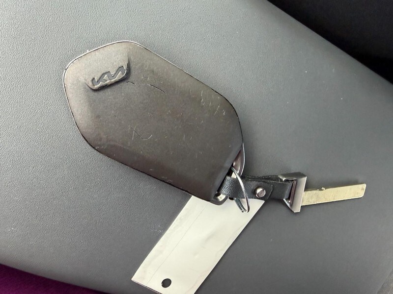 2025 Kia K4 LXS - Photo 41