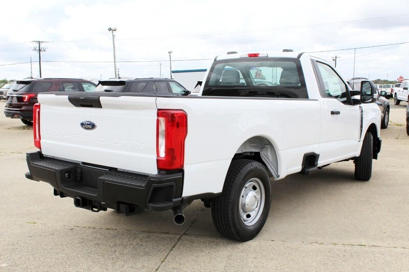 2026 Ford F-250 XL photo 4