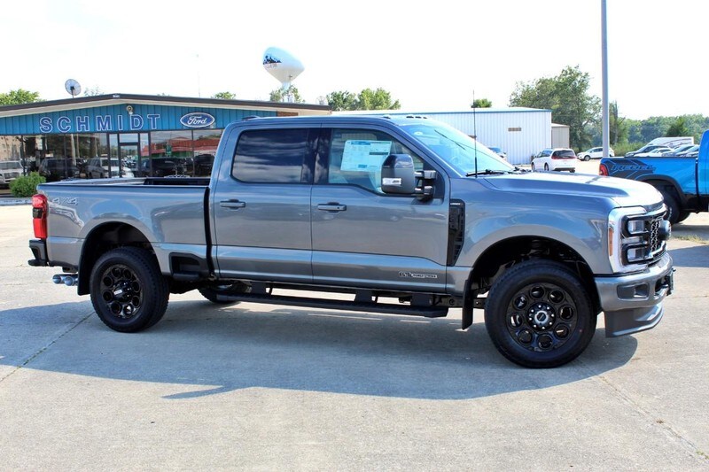 2026 Ford F-350 Lariat photo 3