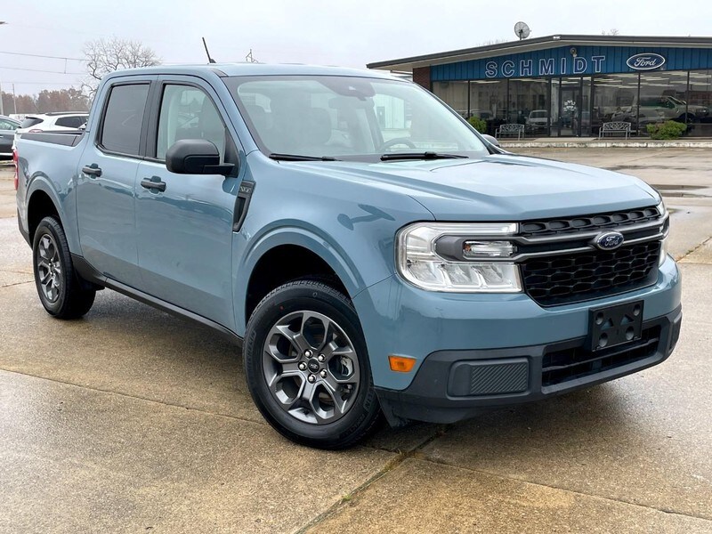 2022 Ford Maverick XLT photo 2