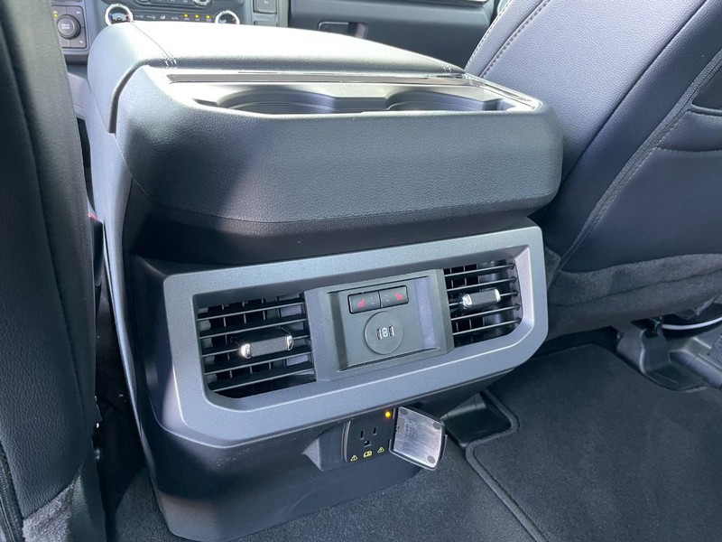 2025 Ford F-350 Super Duty Lariat - Photo 17