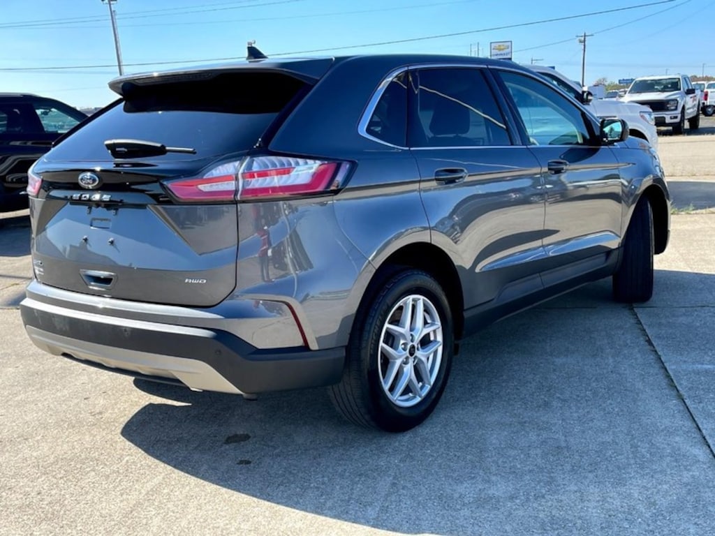 Used 2024 Ford Edge SUV