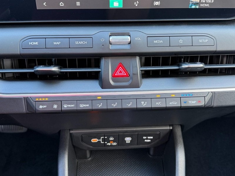 2025 Kia K4 LXS - Photo 36