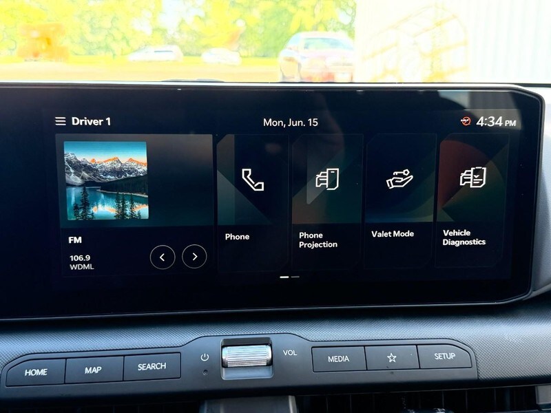 2025 Kia K4 LXS - Photo 32
